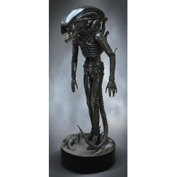 Alien Life-Size Statue Big...